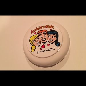 Limited Edition- Mac Veronica’s Blush
